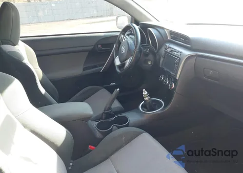 2015 Scion Tc z USA, uszkodzony, nr VIN JTKJF5C71F3095094